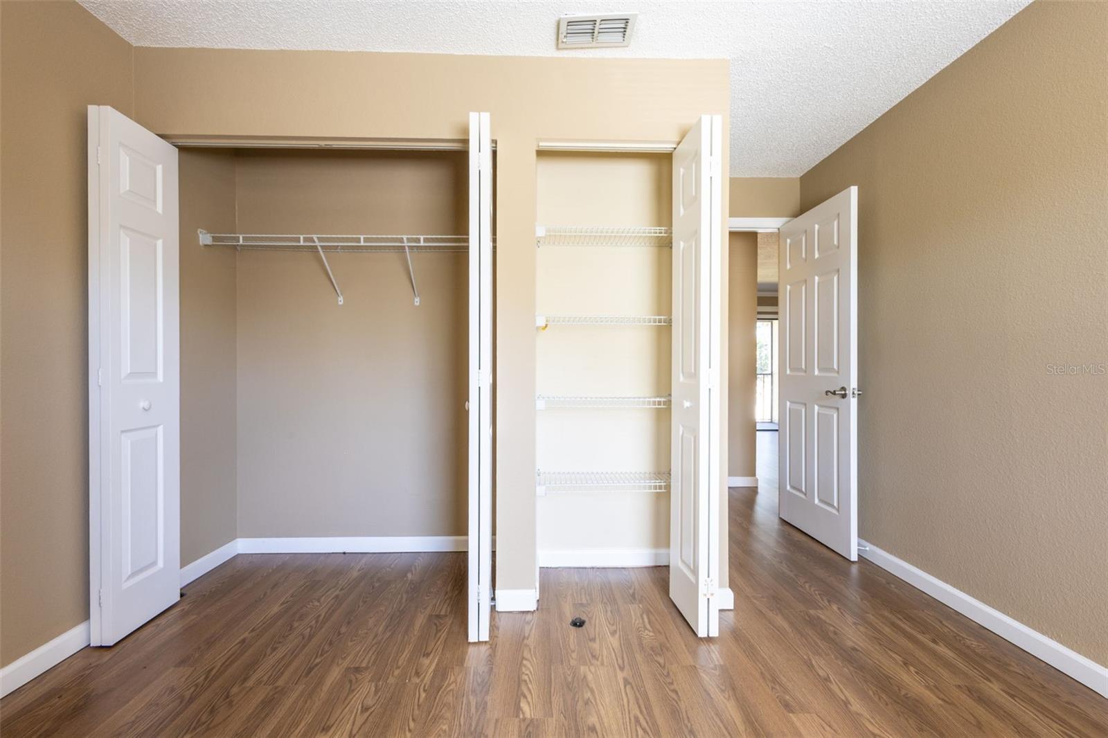 Image 11 of 26 For 10177 Sailwinds Boulevard S 205