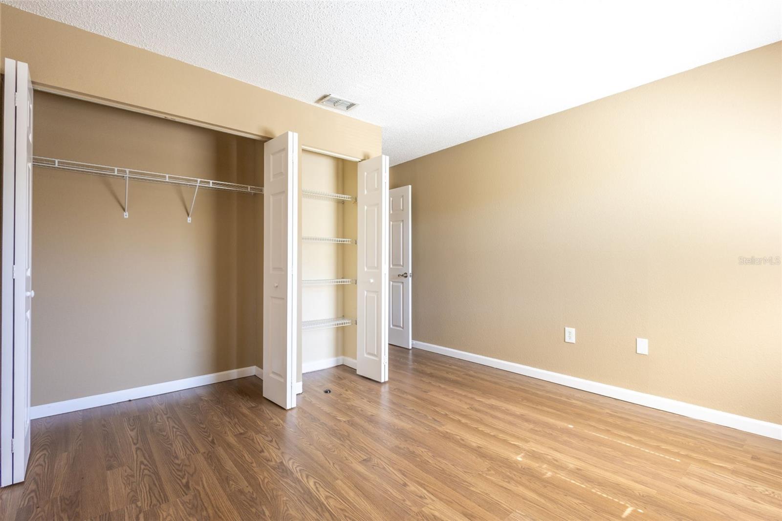 Image 12 of 26 For 10177 Sailwinds Boulevard S 205