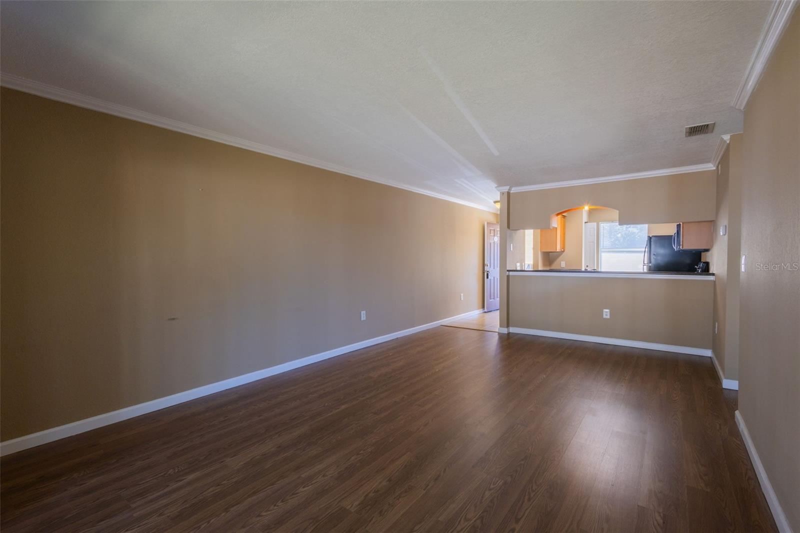 Image 7 of 26 For 10177 Sailwinds Boulevard S 205