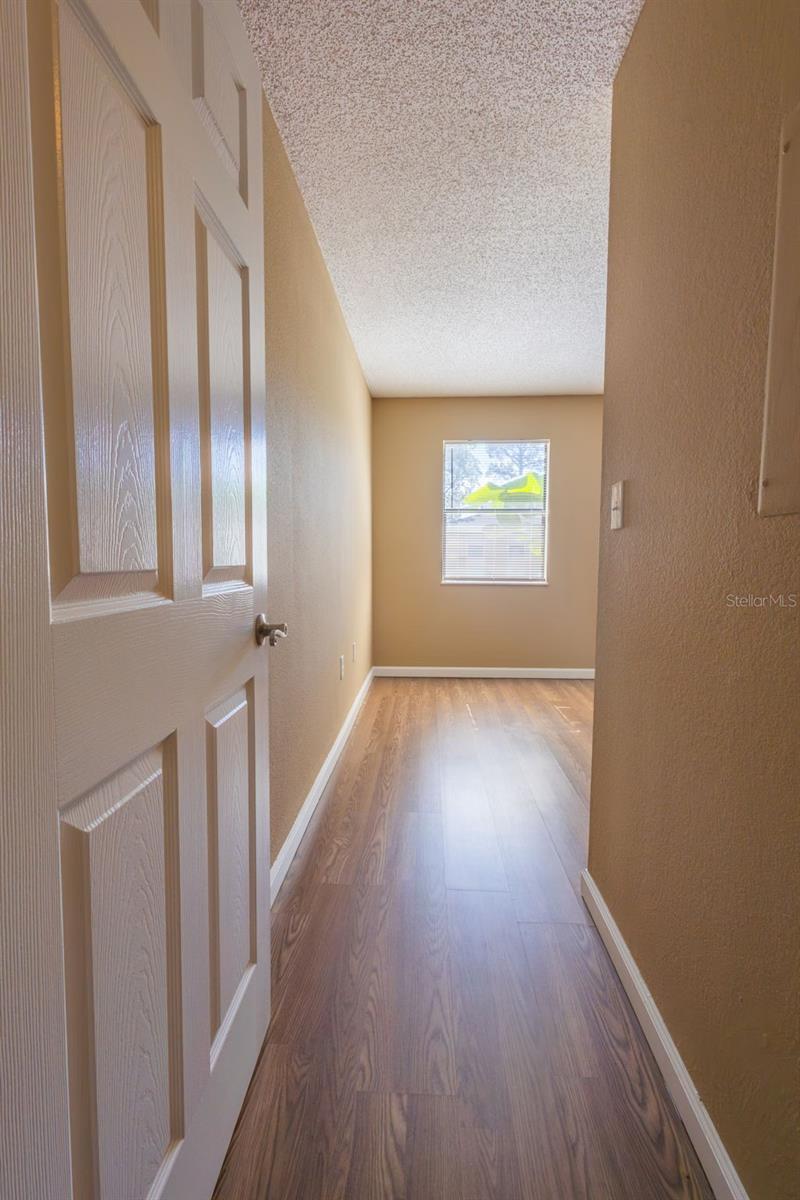 Image 9 of 26 For 10177 Sailwinds Boulevard S 205