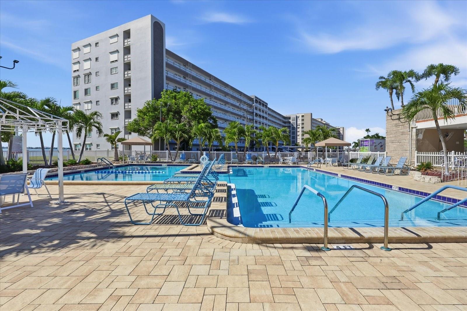 Image 31 of 59 For 6060 Shore Boulevard S 203