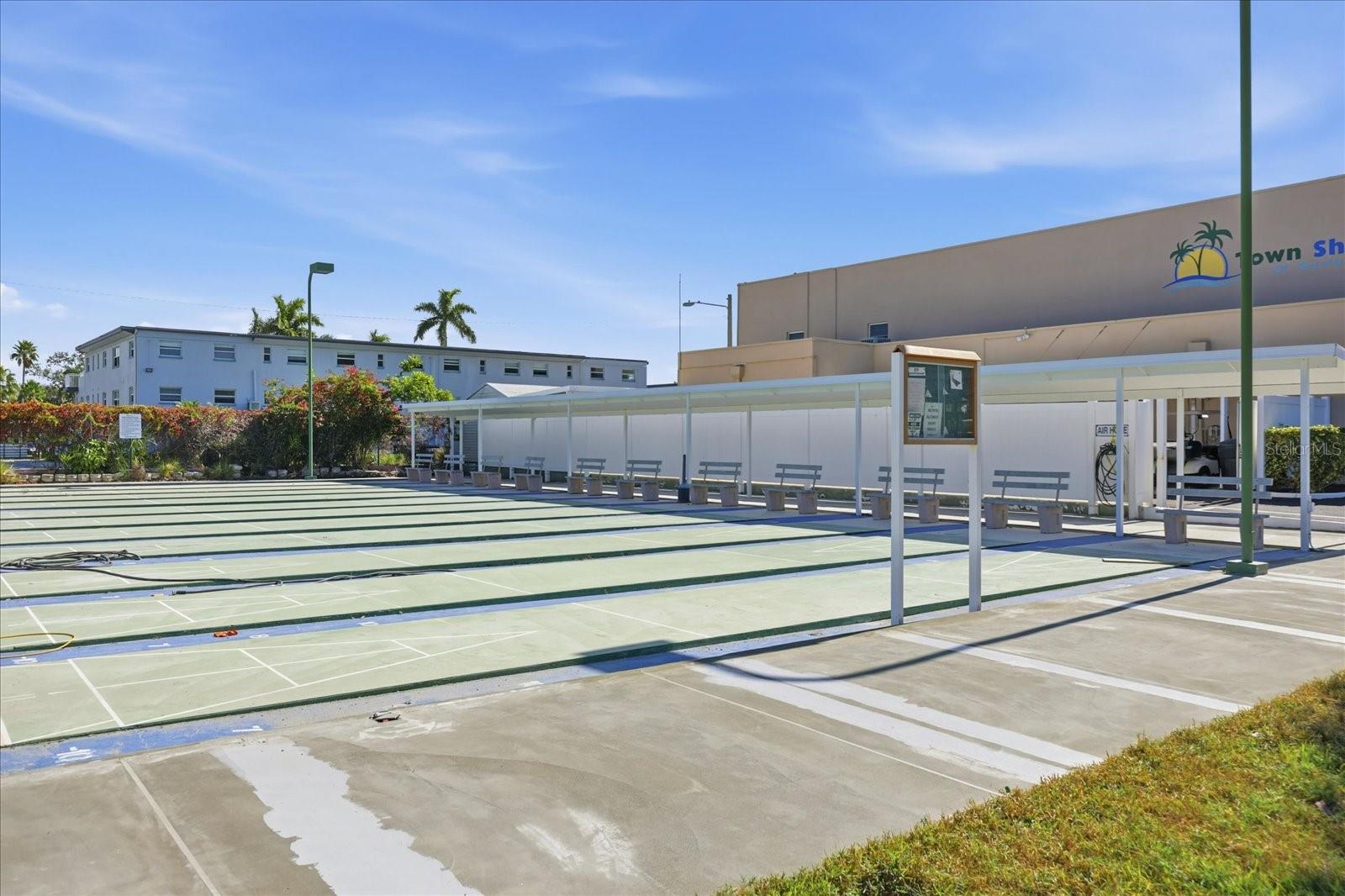 Image 34 of 59 For 6060 Shore Boulevard S 203