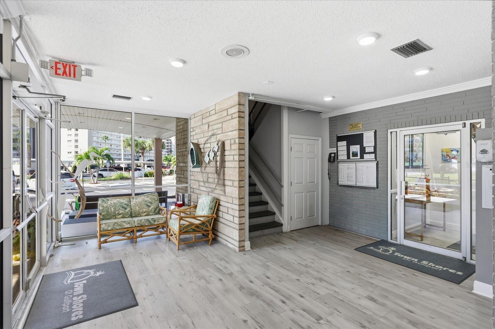 Image 36 of 59 For 6060 Shore Boulevard S 203