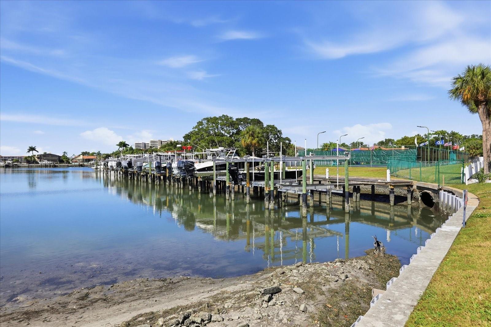 Image 43 of 59 For 6060 Shore Boulevard S 203