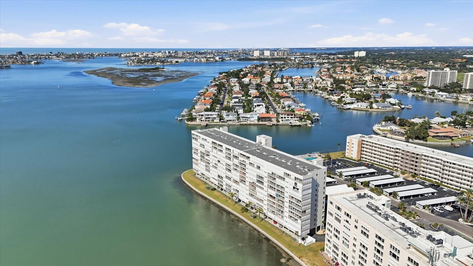 Image 7 of 59 For 6060 Shore Boulevard S 203