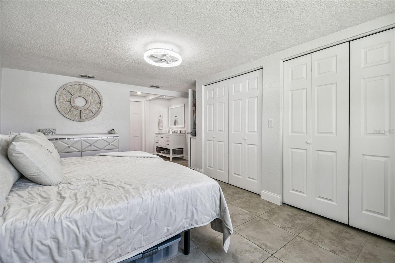 Image 23 of 46 For 7519 Holly Lake Lane