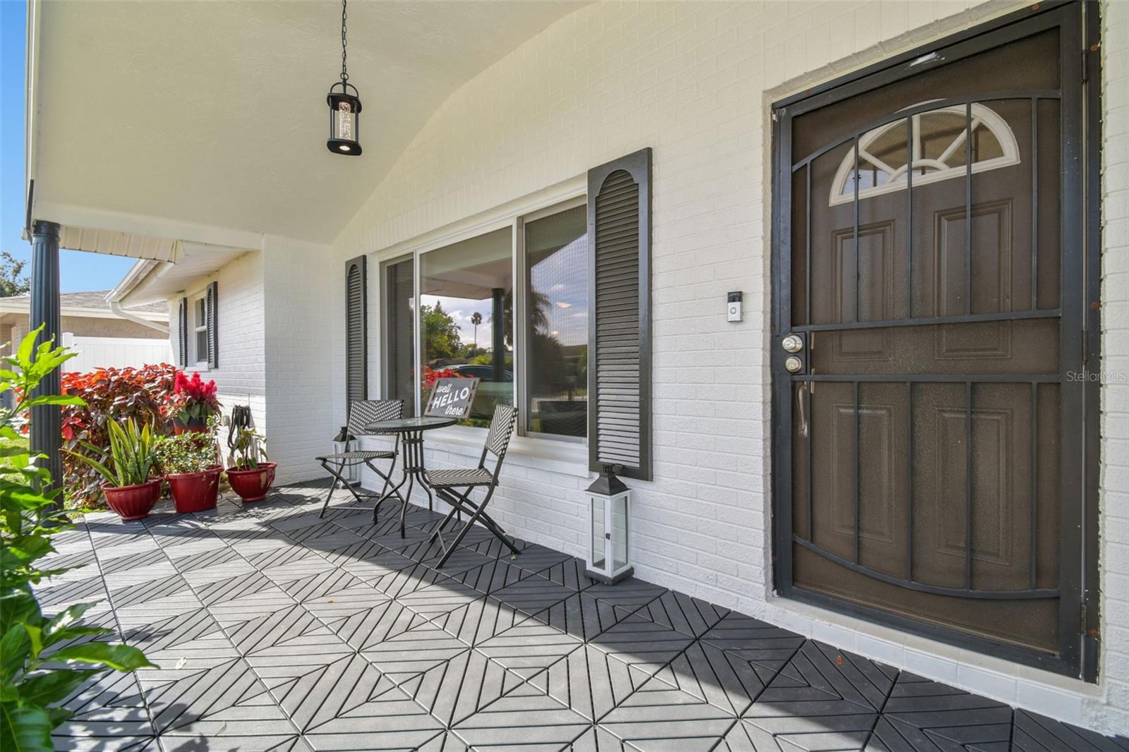 Image 3 of 46 For 7519 Holly Lake Lane