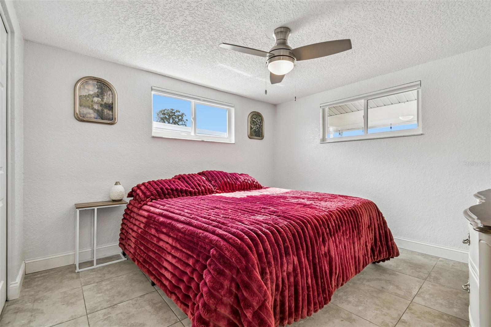 Image 32 of 46 For 7519 Holly Lake Lane