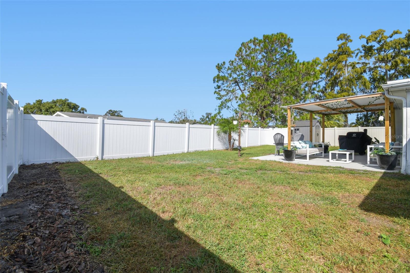 Image 39 of 46 For 7519 Holly Lake Lane