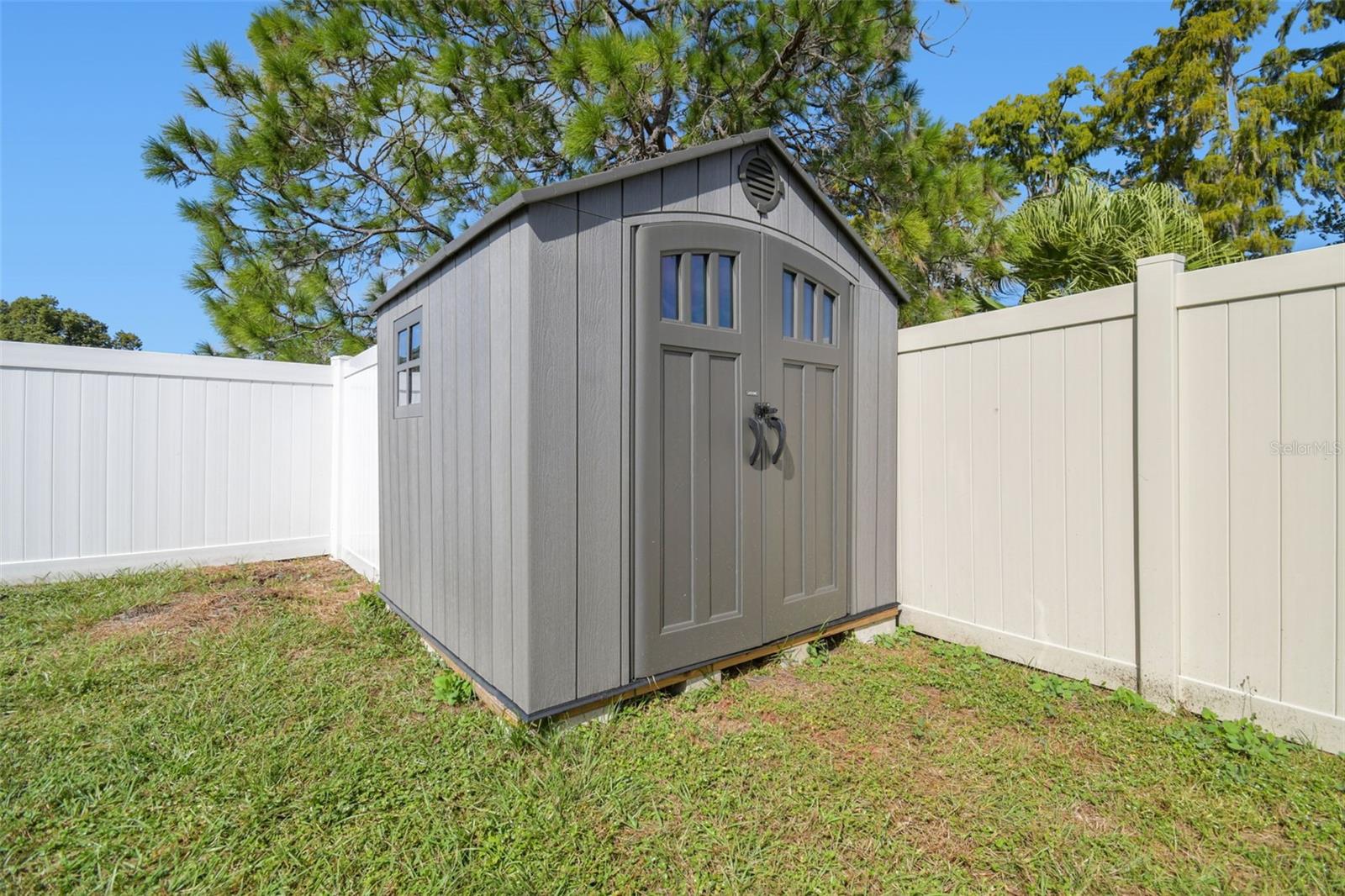 Image 41 of 46 For 7519 Holly Lake Lane