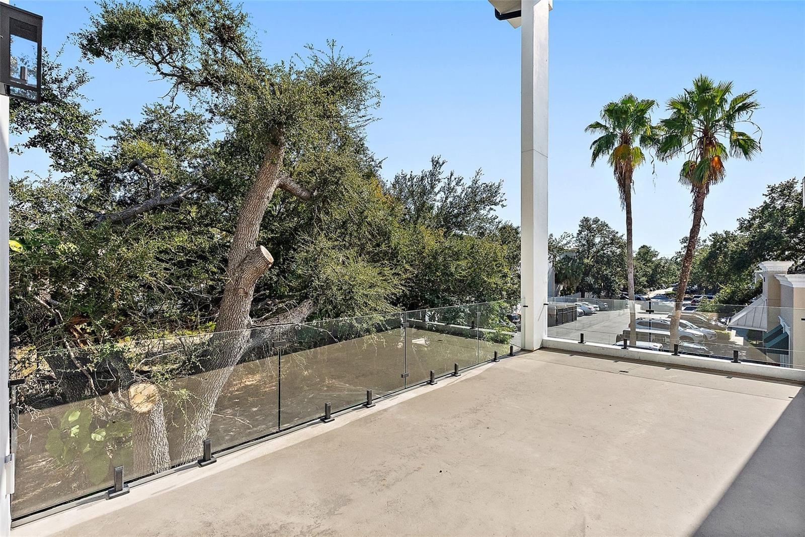 Image 15 of 37 For 2320 North B Street