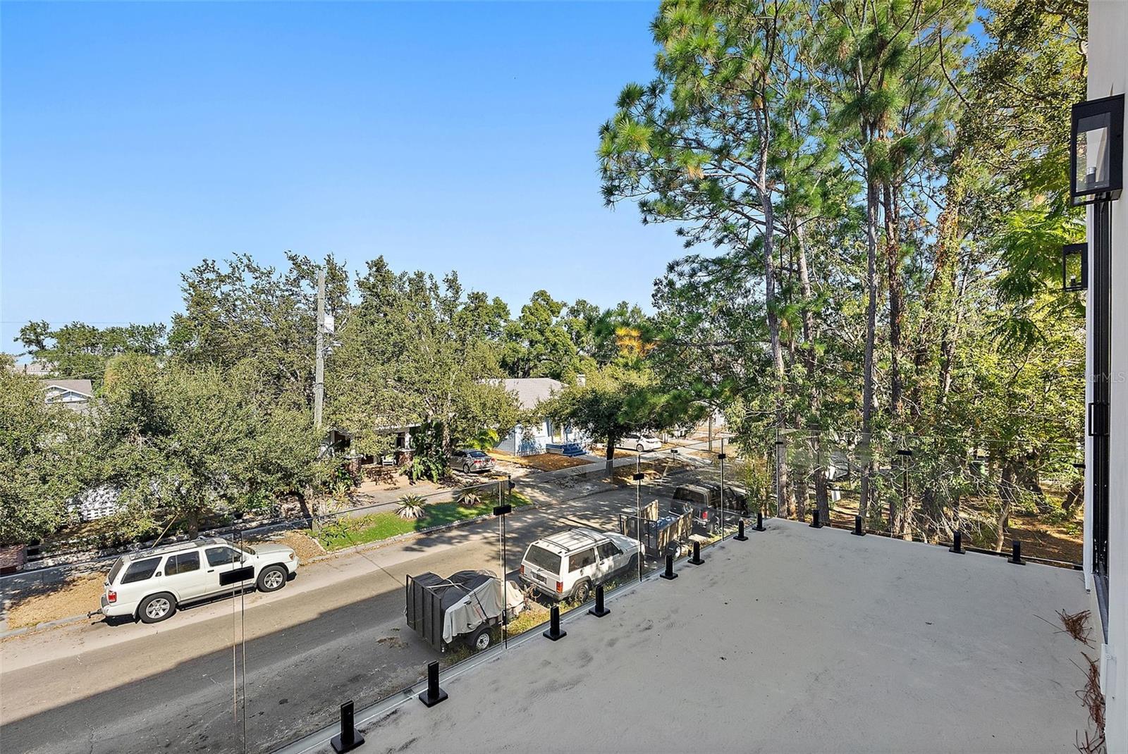 Image 35 of 37 For 2320 North B Street