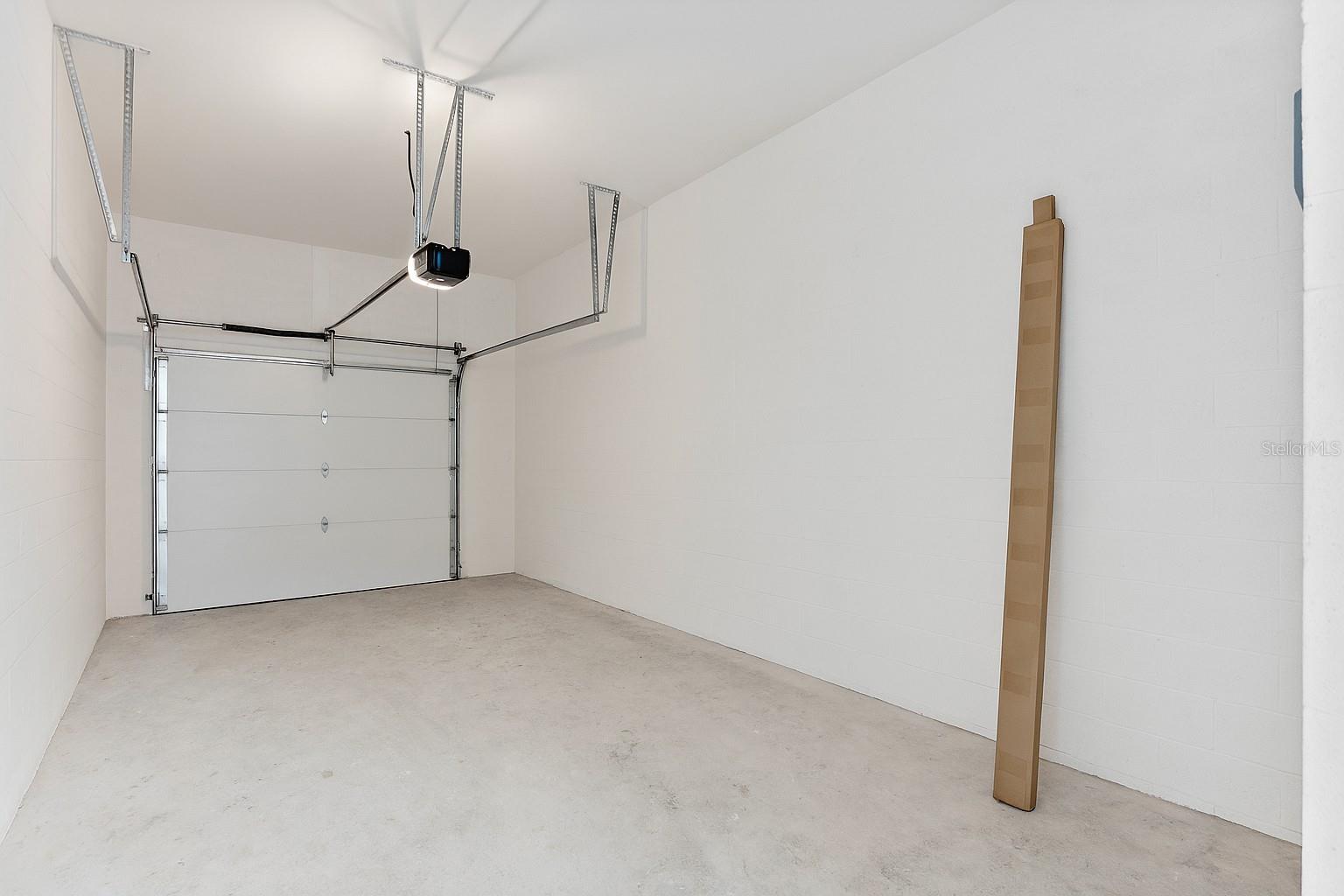 Image 36 of 37 For 2320 North B Street