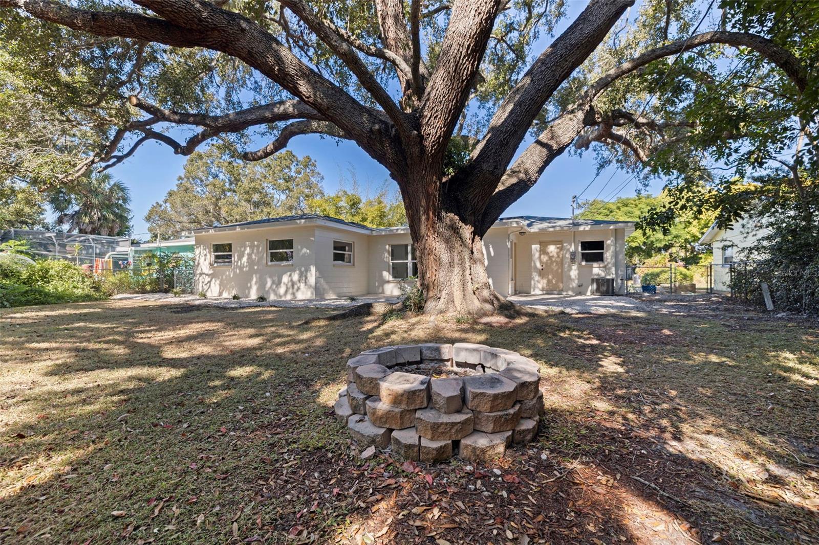 Image 26 of 35 For 5818 19th Avenue S