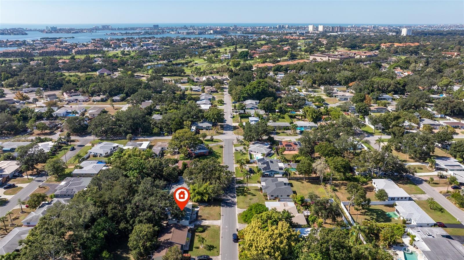 Image 30 of 35 For 5818 19th Avenue S