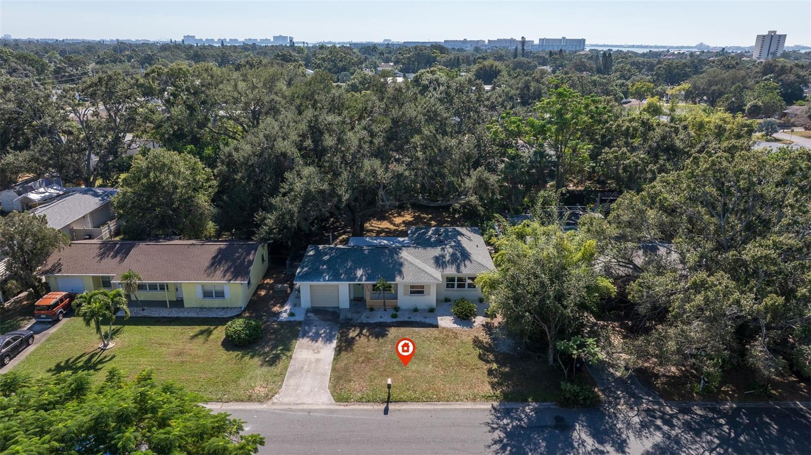 Image 34 of 35 For 5818 19th Avenue S