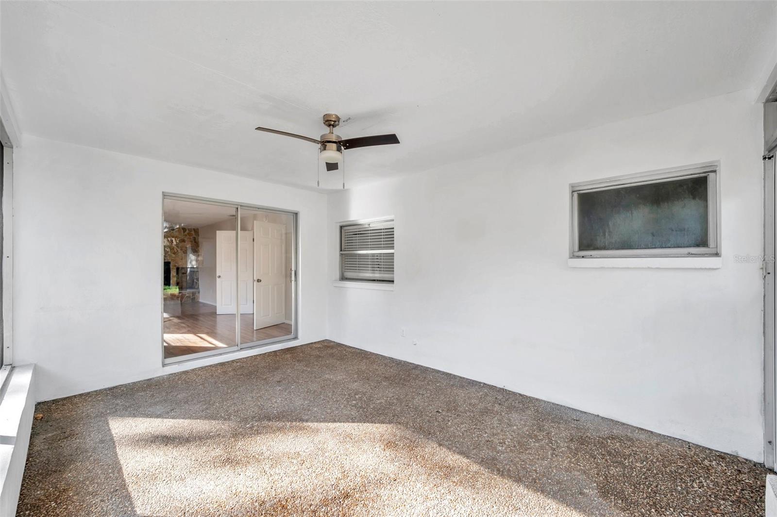 Image 33 of 42 For 1995 Meadow Drive