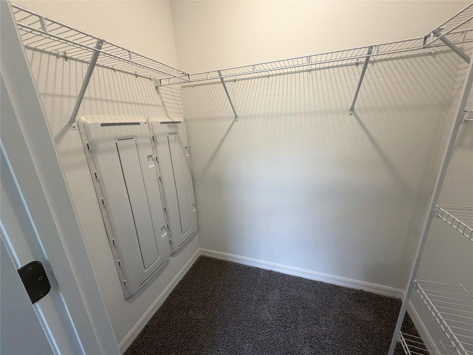 Image 24 of 53 For 11367 Velvet Apricot Drive