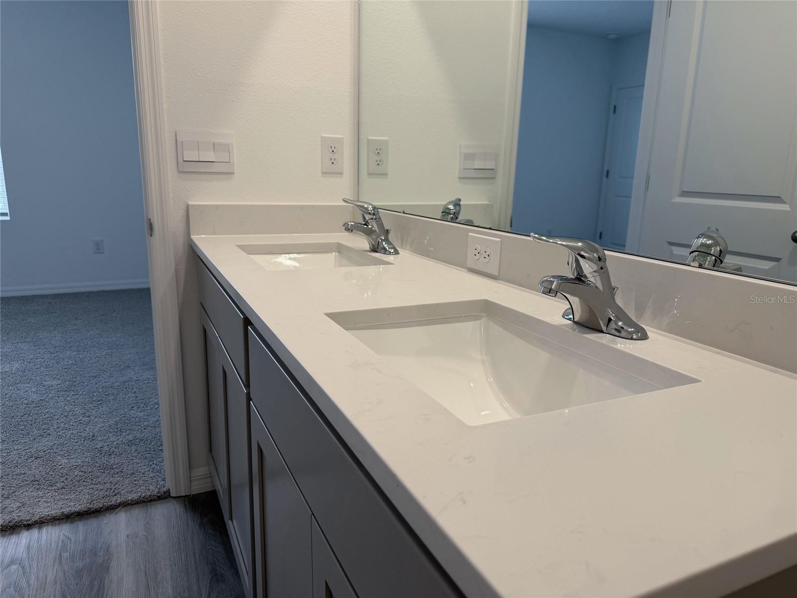 Image 28 of 53 For 11367 Velvet Apricot Drive