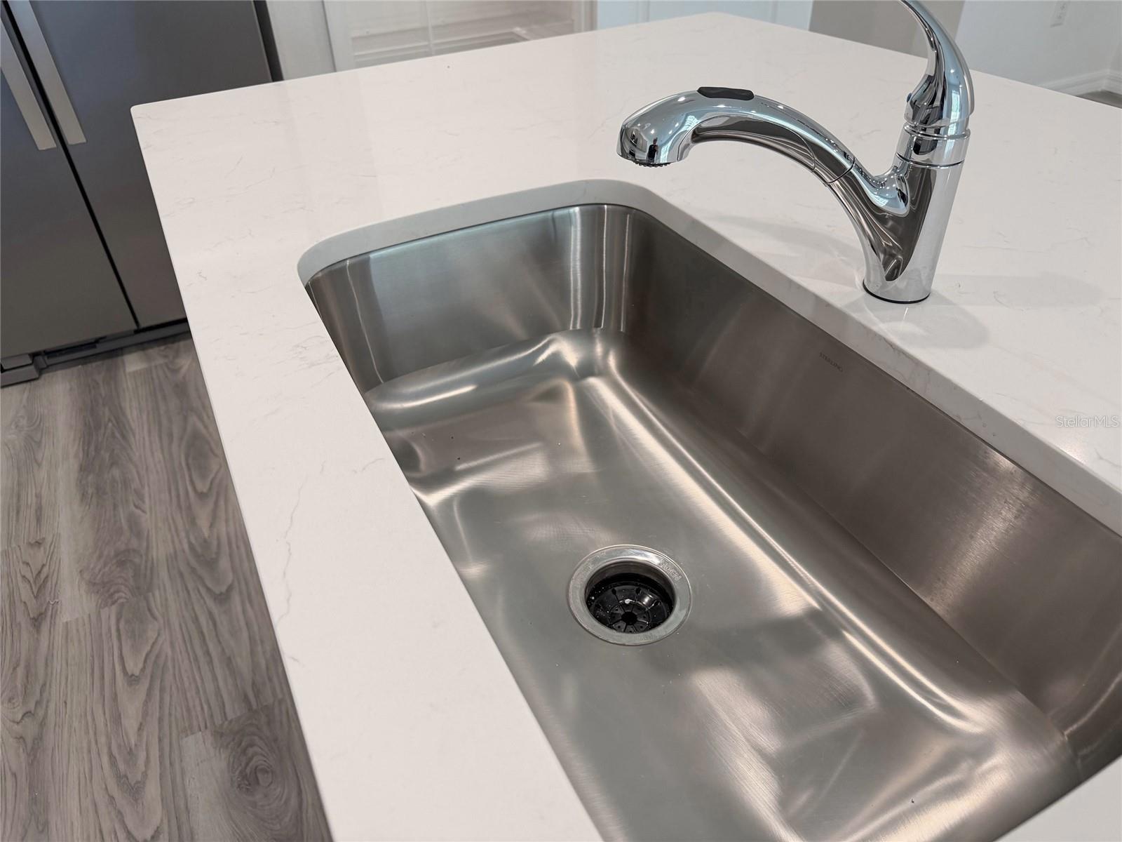 Image 7 of 53 For 11367 Velvet Apricot Drive