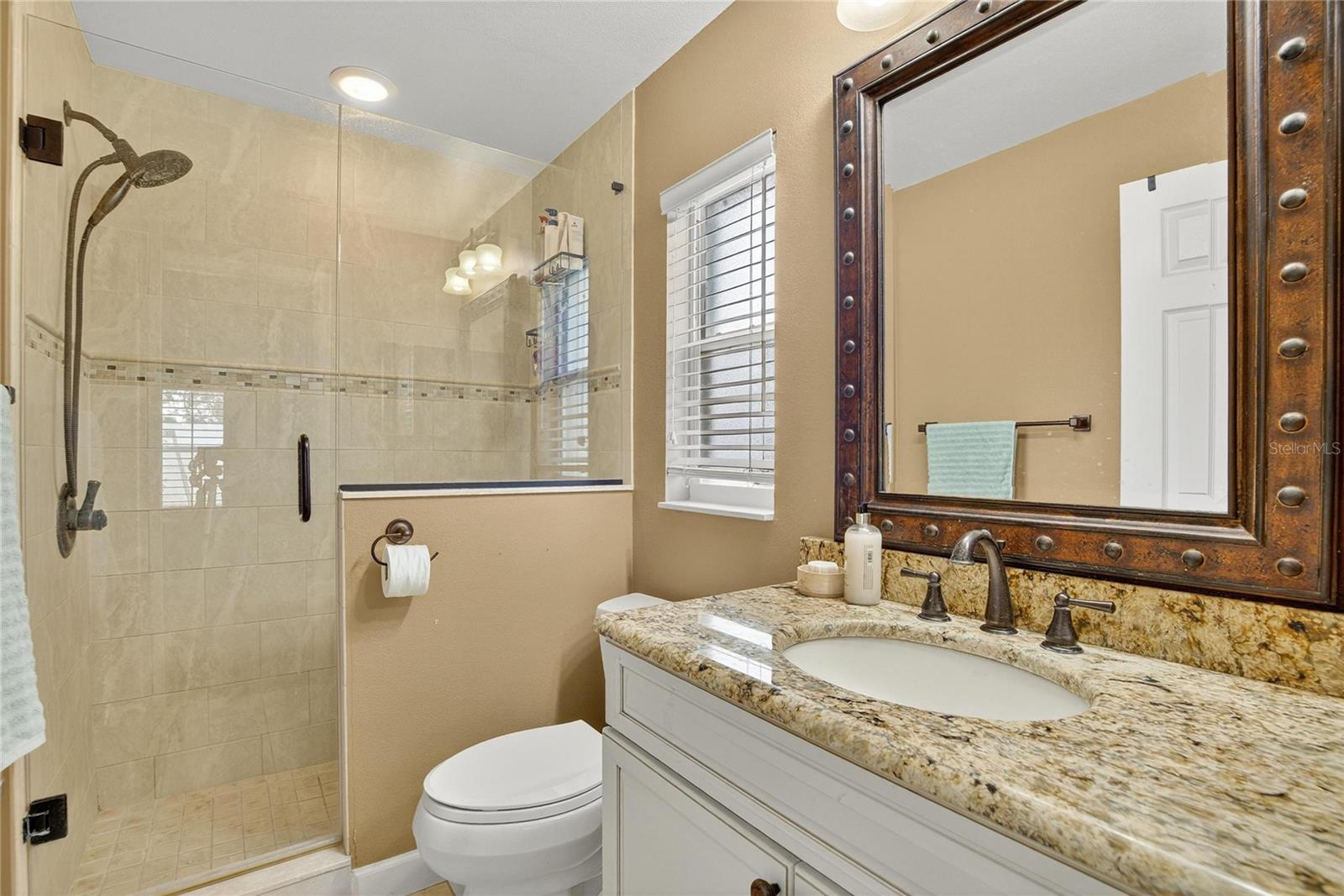 Image 16 of 30 For 5012 Oakshire Drive