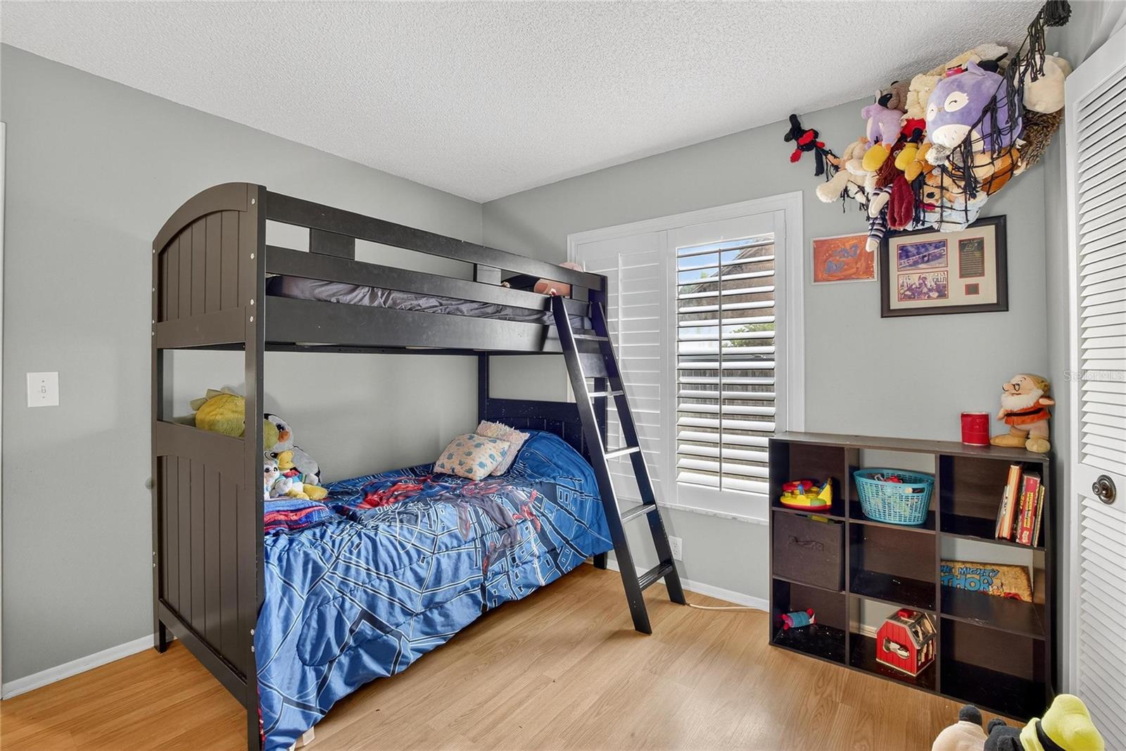 Image 19 of 30 For 5012 Oakshire Drive