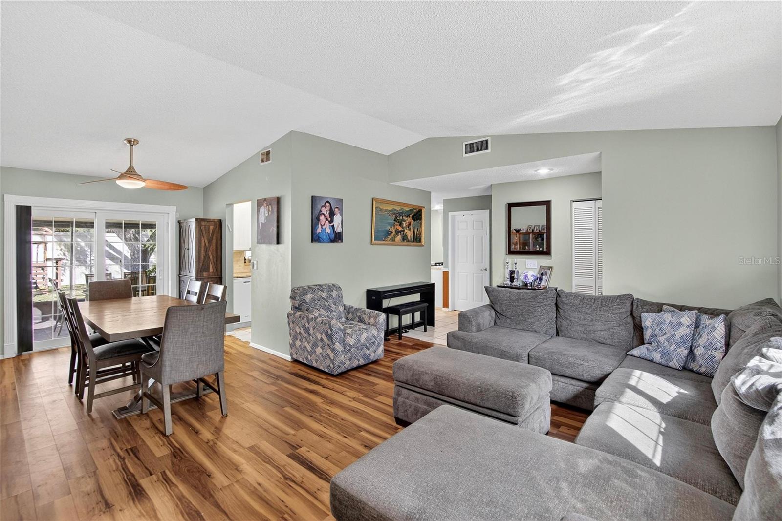 Image 5 of 30 For 5012 Oakshire Drive