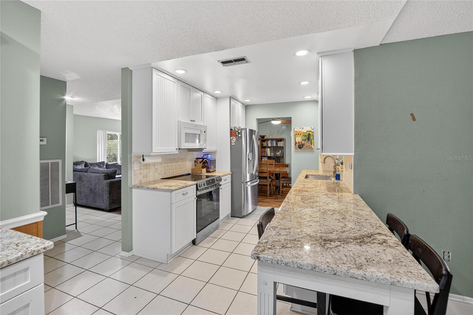 Image 9 of 30 For 5012 Oakshire Drive