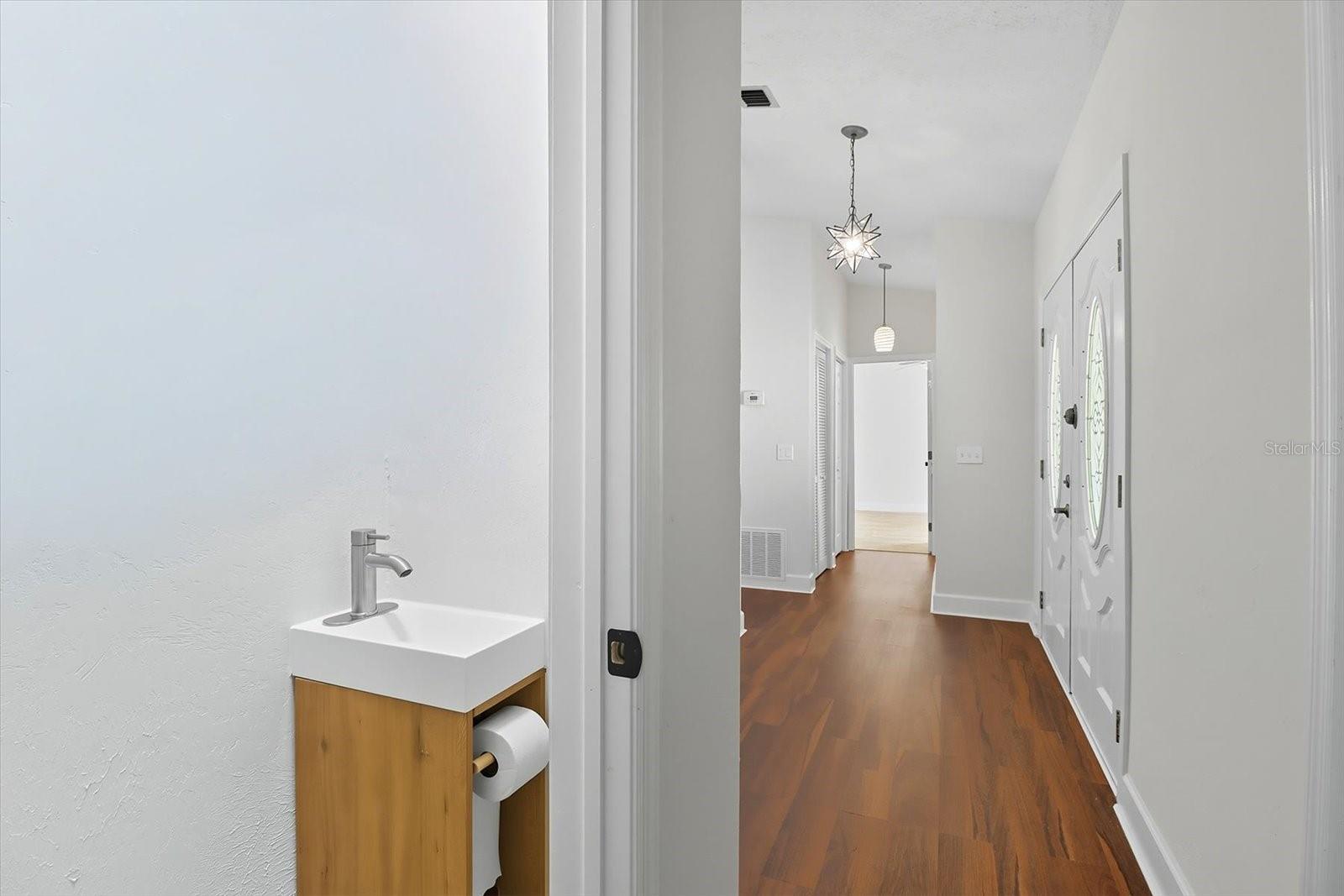 Image 16 of 39 For 4737 Sawmill Way