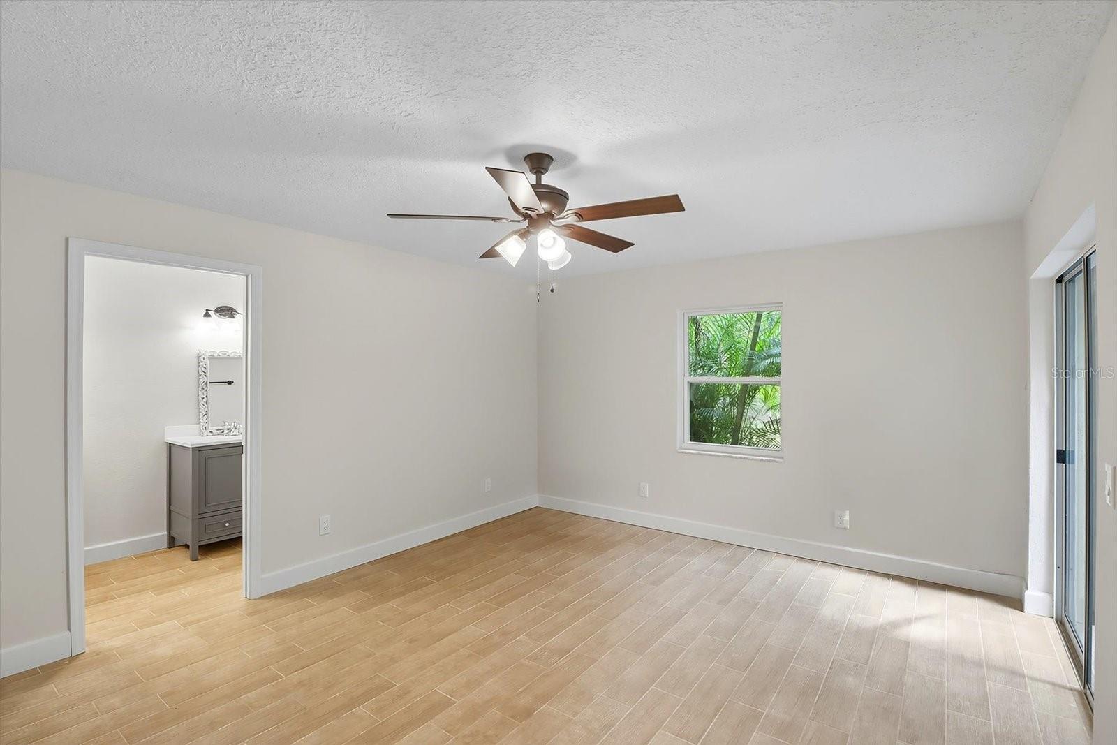 Image 19 of 39 For 4737 Sawmill Way