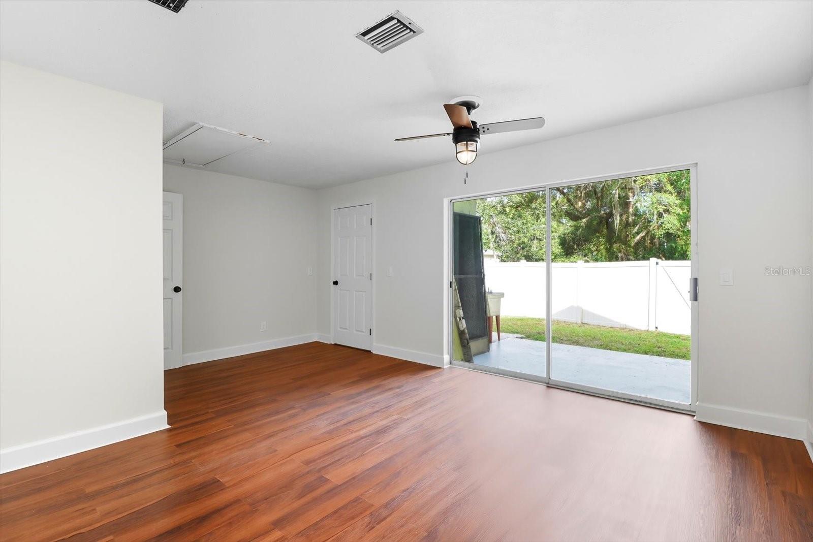 Image 29 of 39 For 4737 Sawmill Way