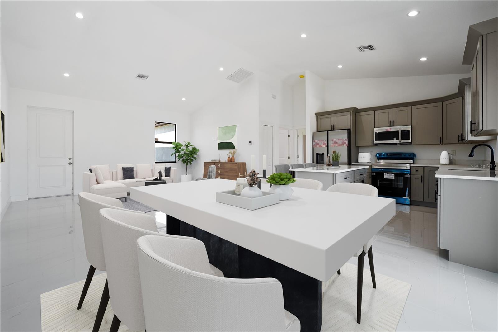 Image 5 of 37 For 2458 9th Terrace