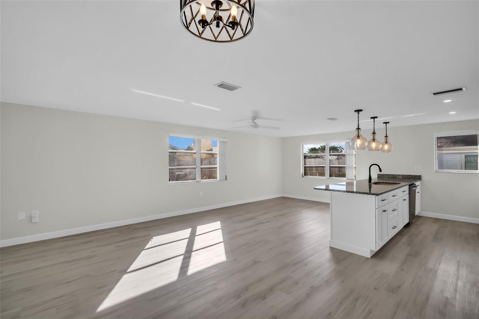 Image 11 of 38 For 6450 Tralee Avenue