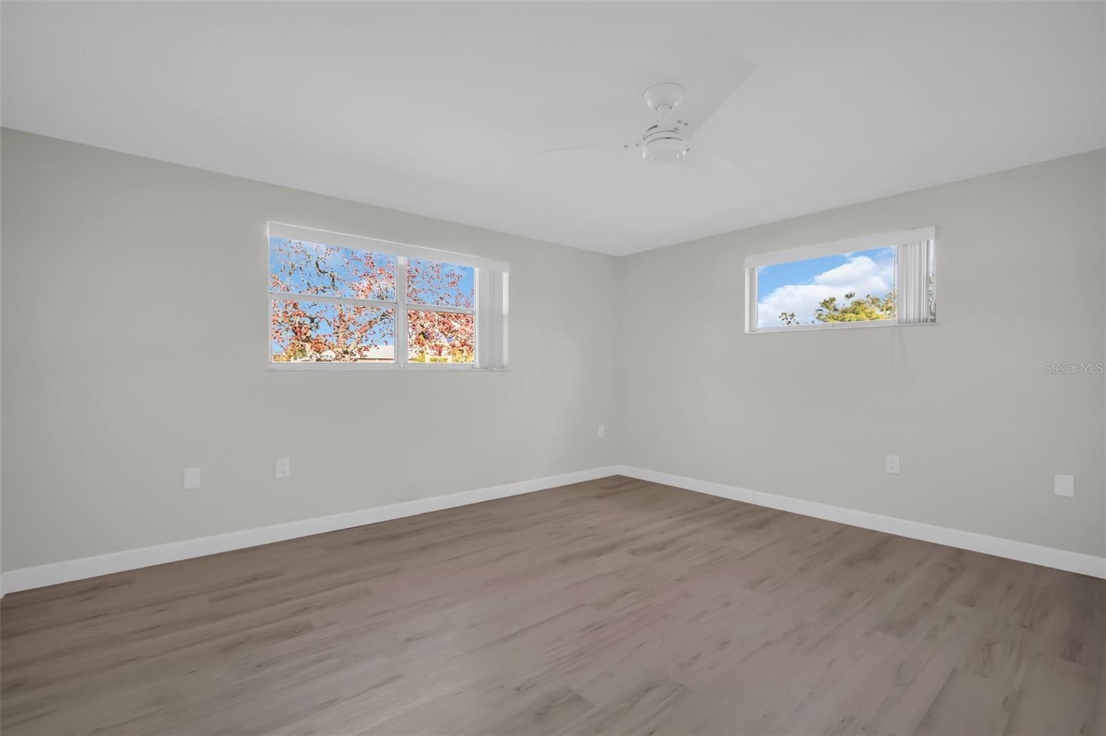 Image 22 of 38 For 6450 Tralee Avenue