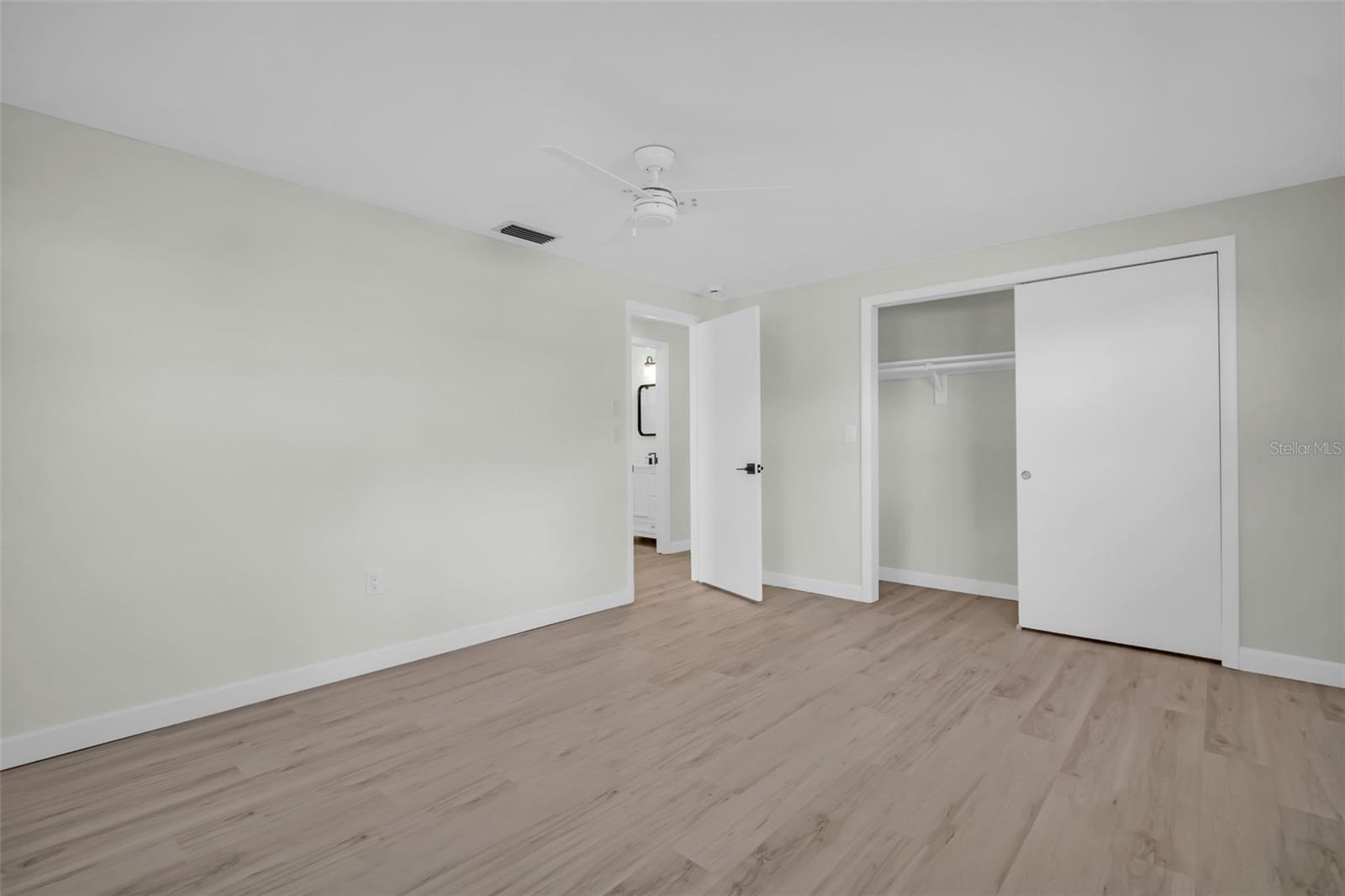 Image 24 of 38 For 6450 Tralee Avenue