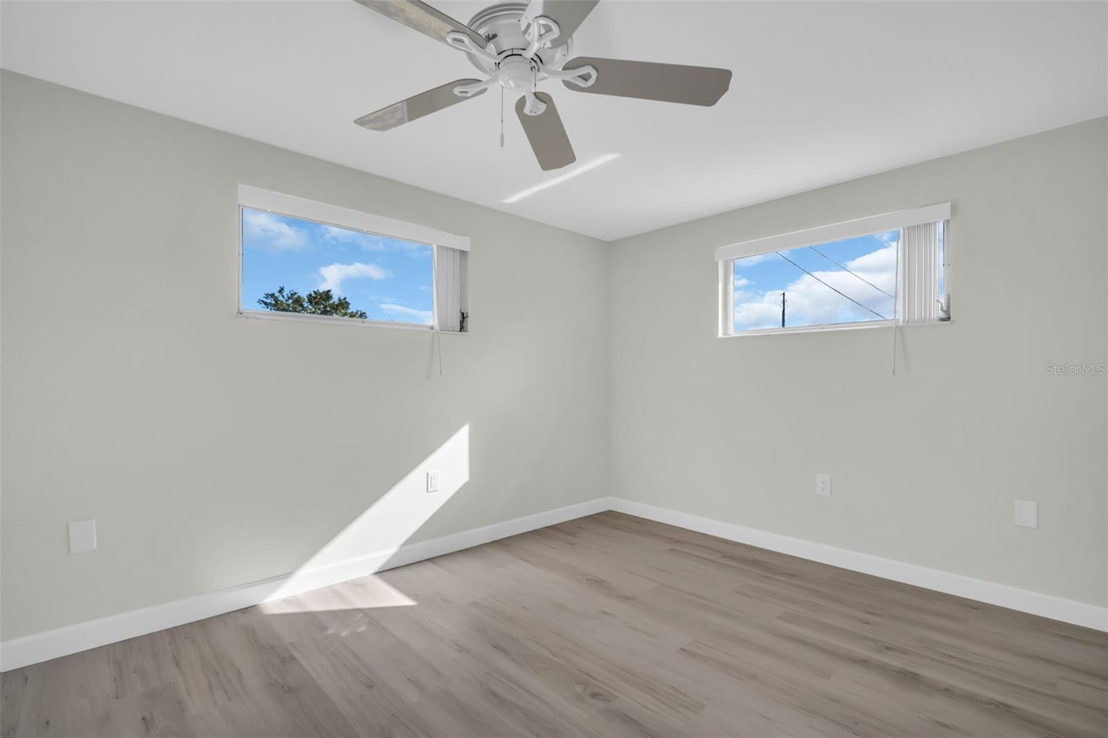 Image 26 of 38 For 6450 Tralee Avenue