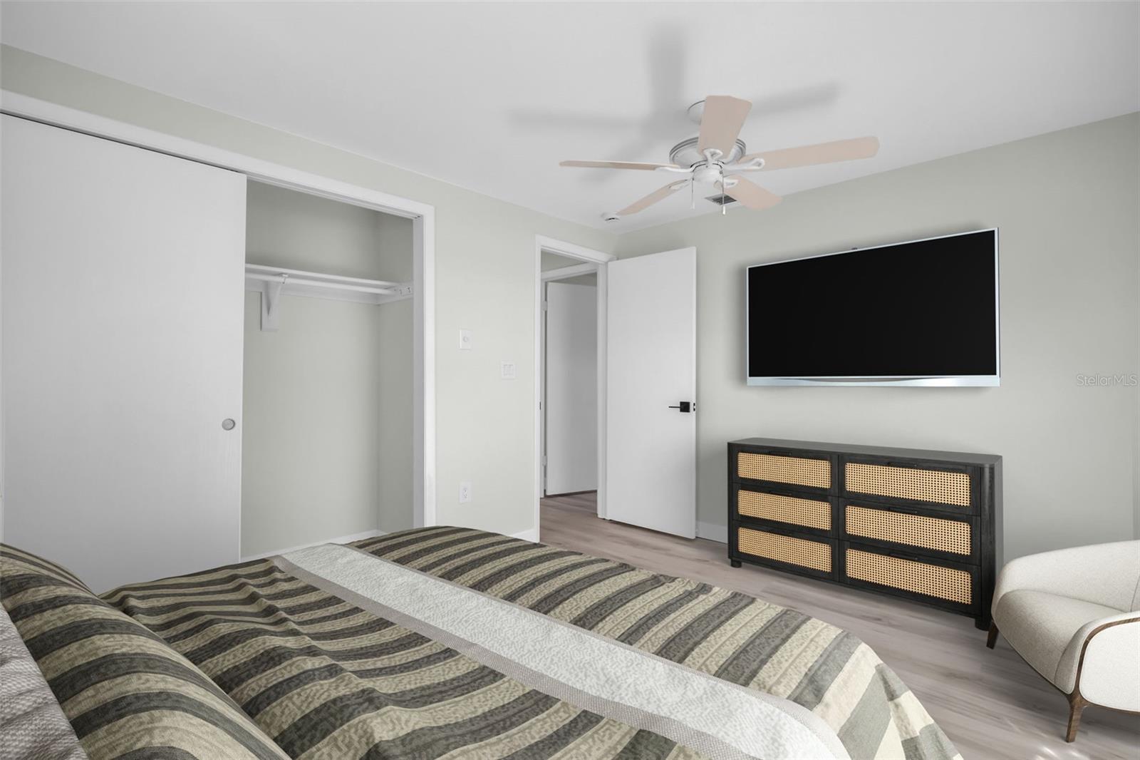 Image 27 of 38 For 6450 Tralee Avenue