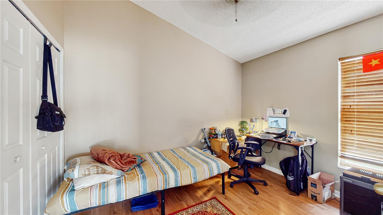 Image 18 of 23 For 22543 Saint Thomas Circle