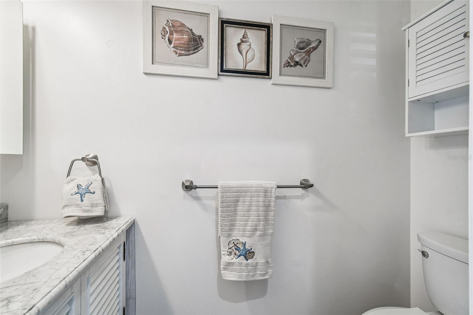 Listing photo id 15 for 11539 Scotch Pine Drive