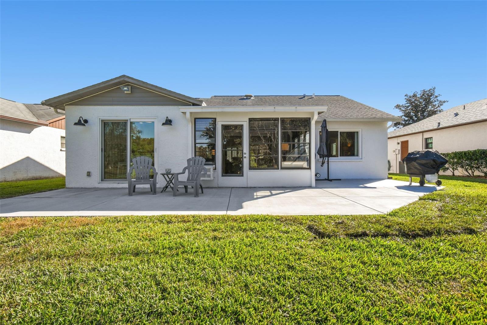 Listing photo id 20 for 11539 Scotch Pine Drive