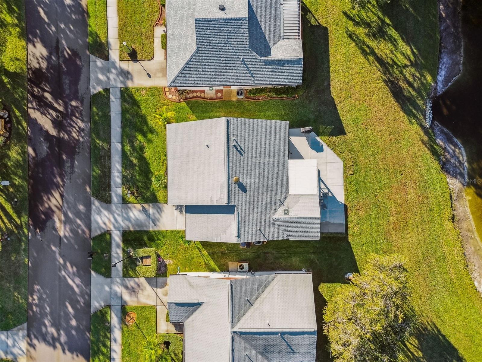 Listing photo id 25 for 11539 Scotch Pine Drive