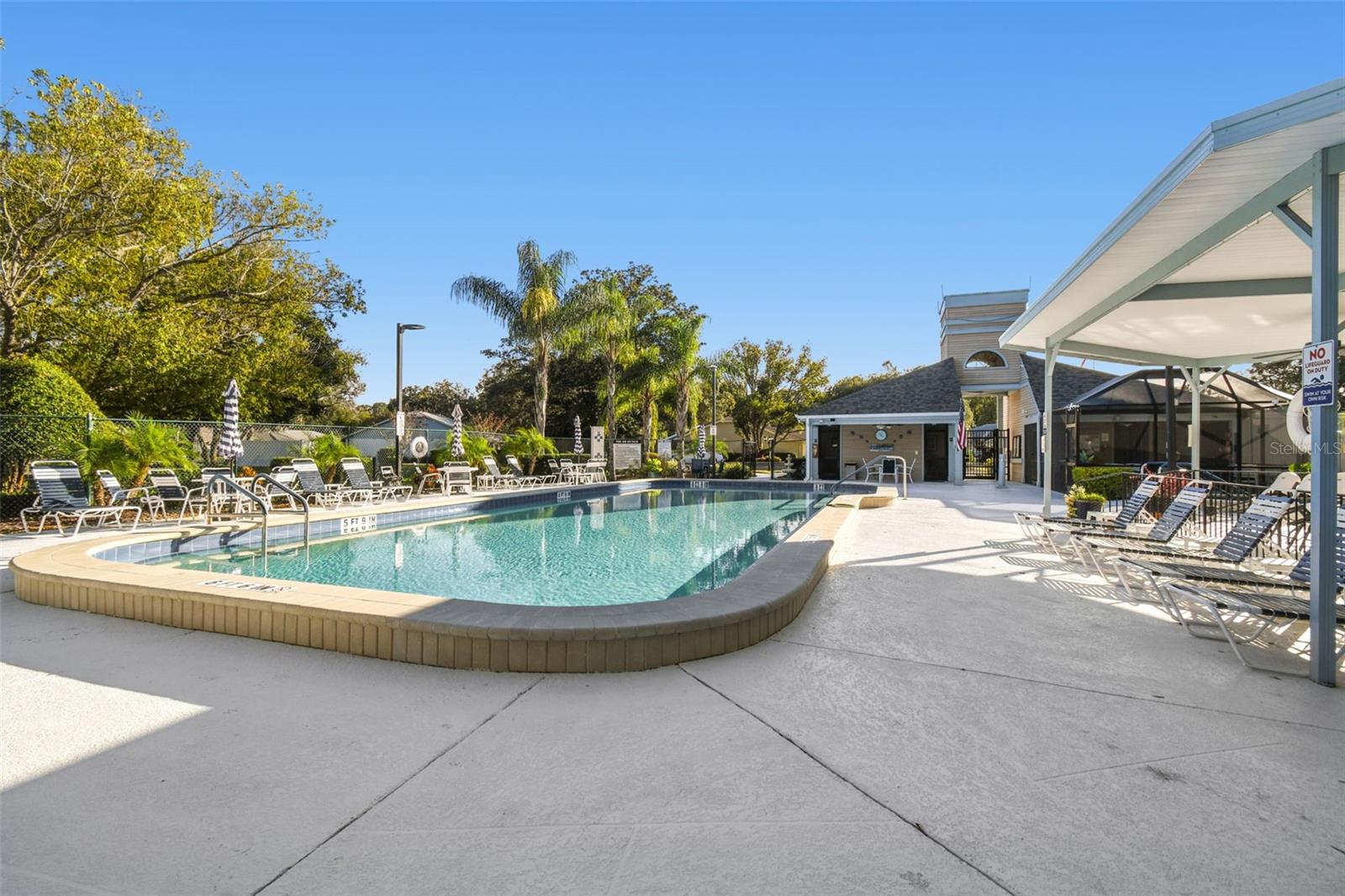 Listing photo id 36 for 11539 Scotch Pine Drive