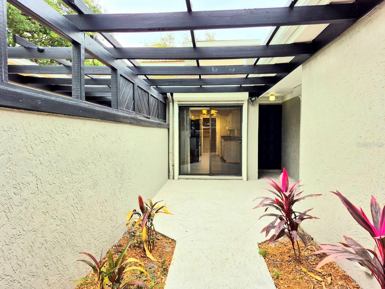 Image 3 of 31 For 2809 Bayshore Boulevard