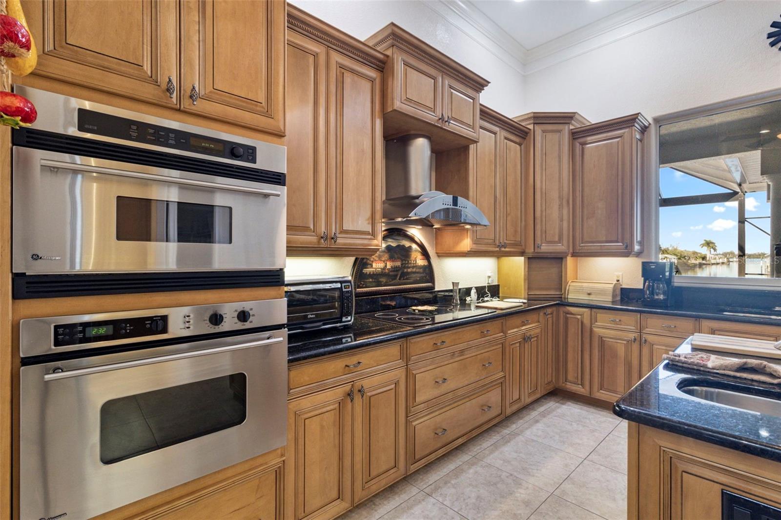 Image 11 of 71 For 5323 Early Terrace