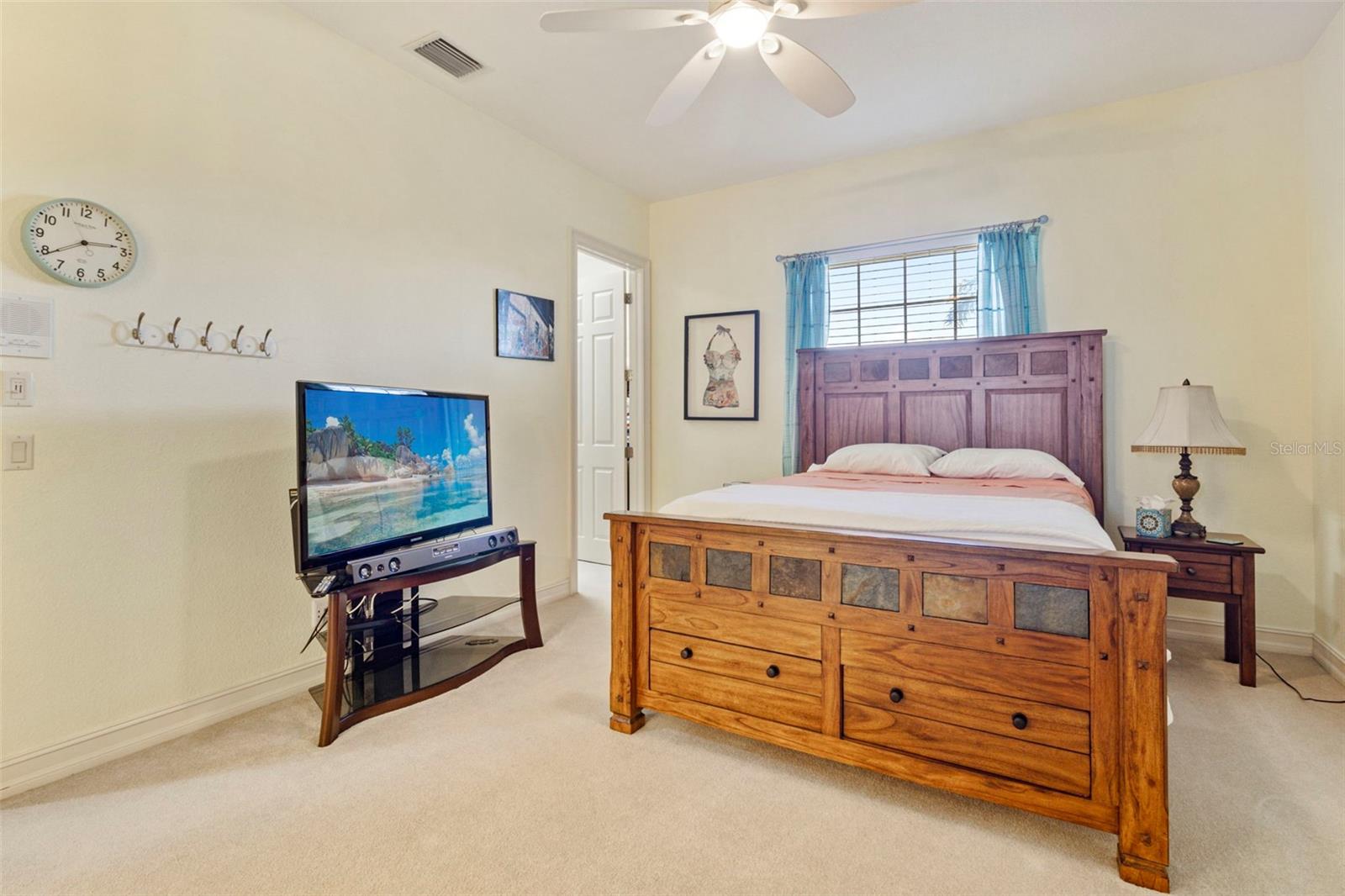 Image 42 of 71 For 5323 Early Terrace