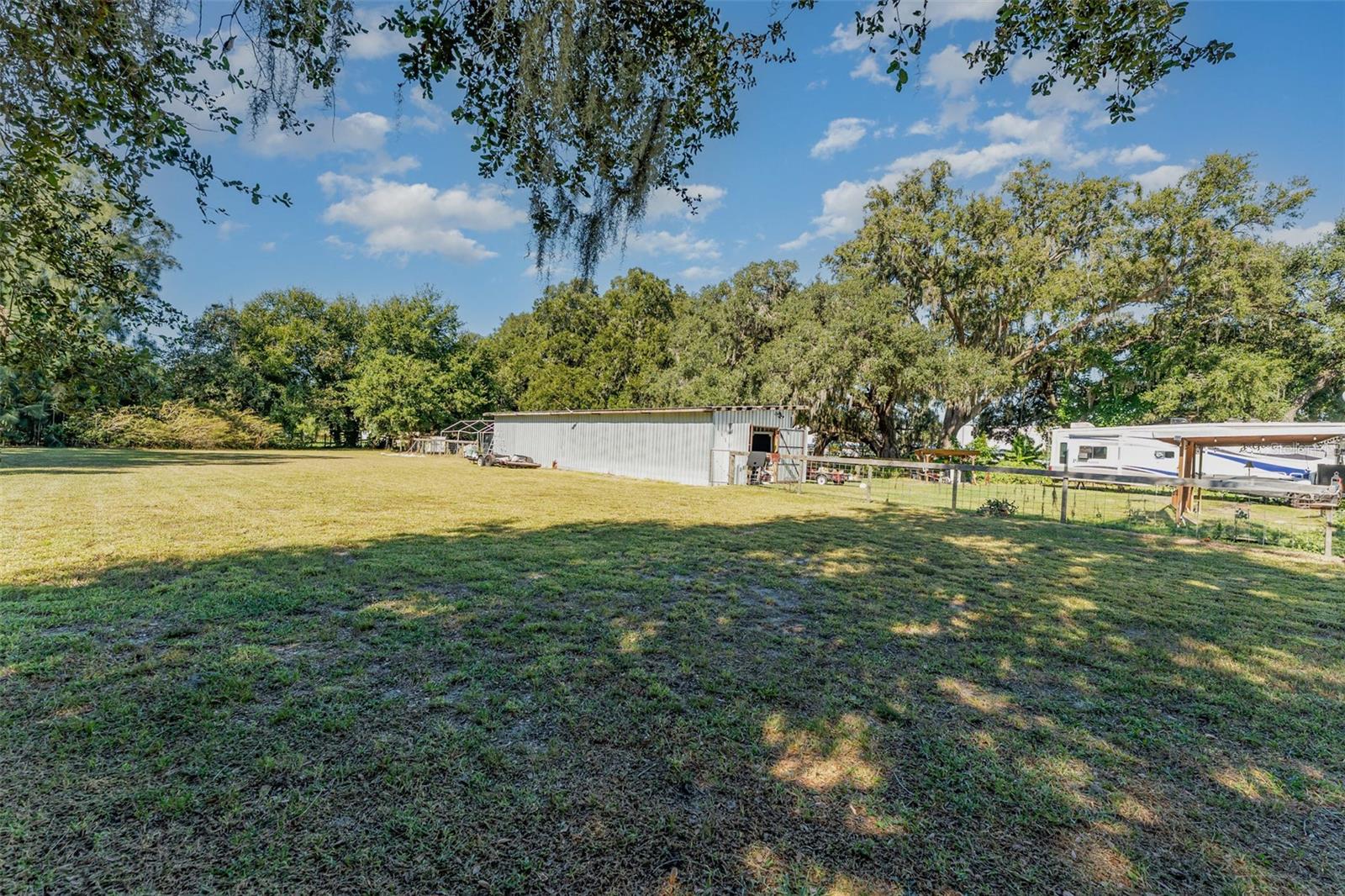 Image 30 of 33 For 8720 State Road 33 N