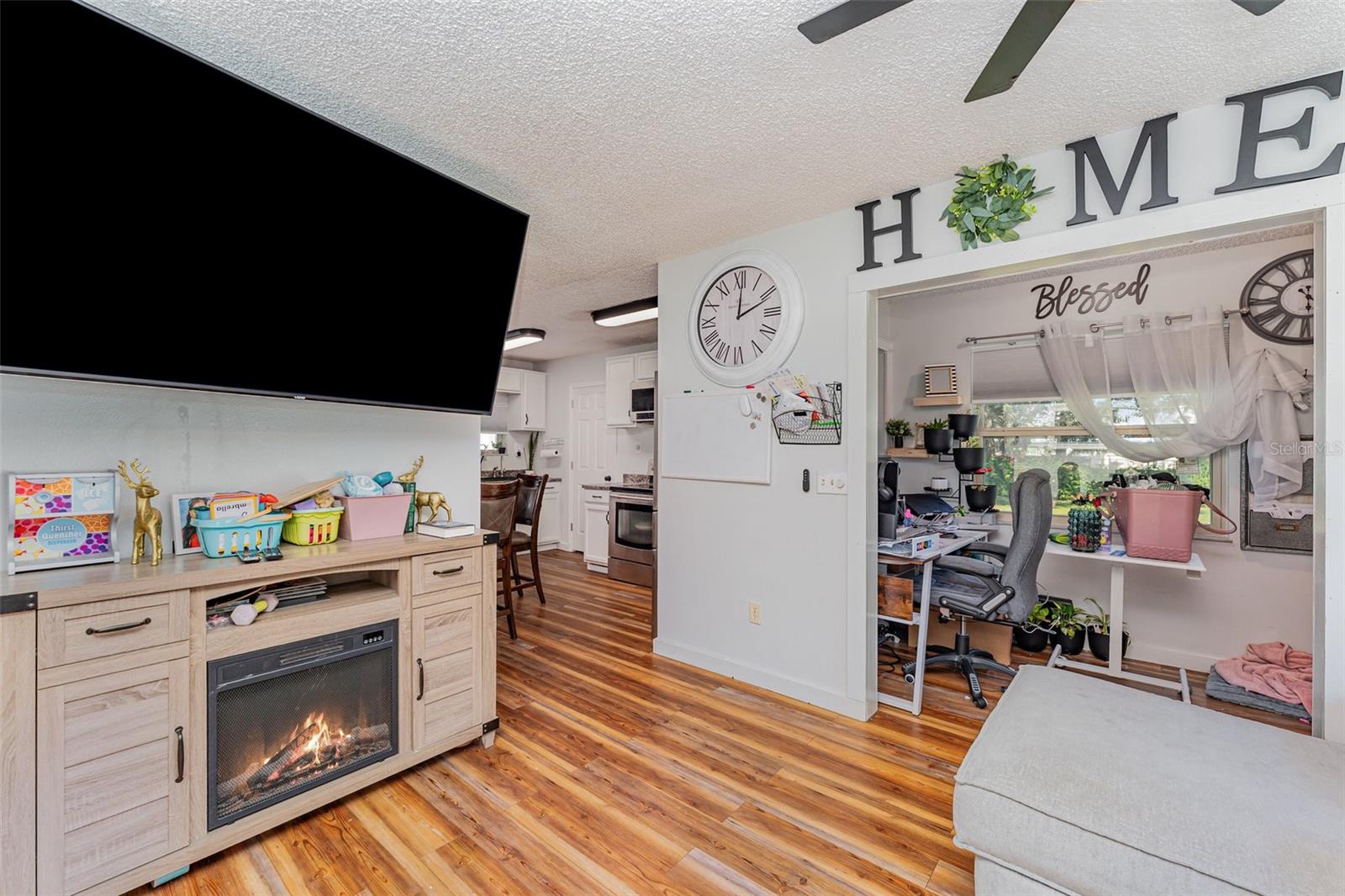 Image 5 of 33 For 8720 State Road 33 N