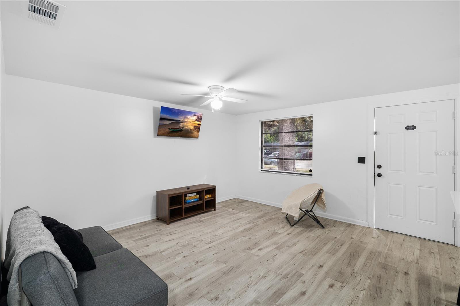 Image 9 of 36 For 1220 142nd Avenue