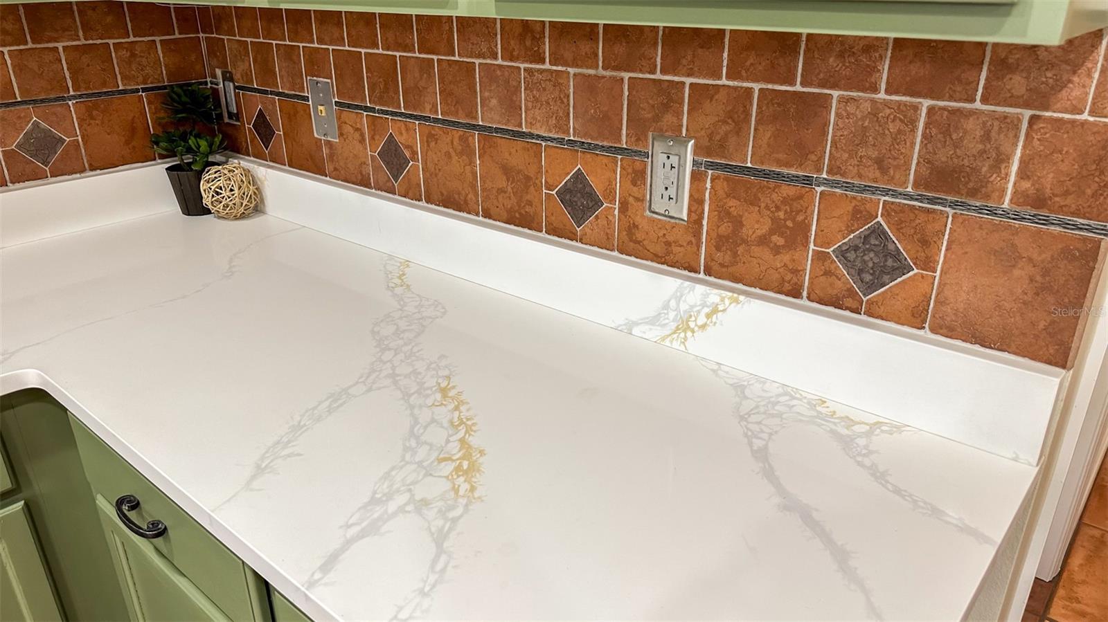 Image 13 of 45 For 6133 Lanshire Drive