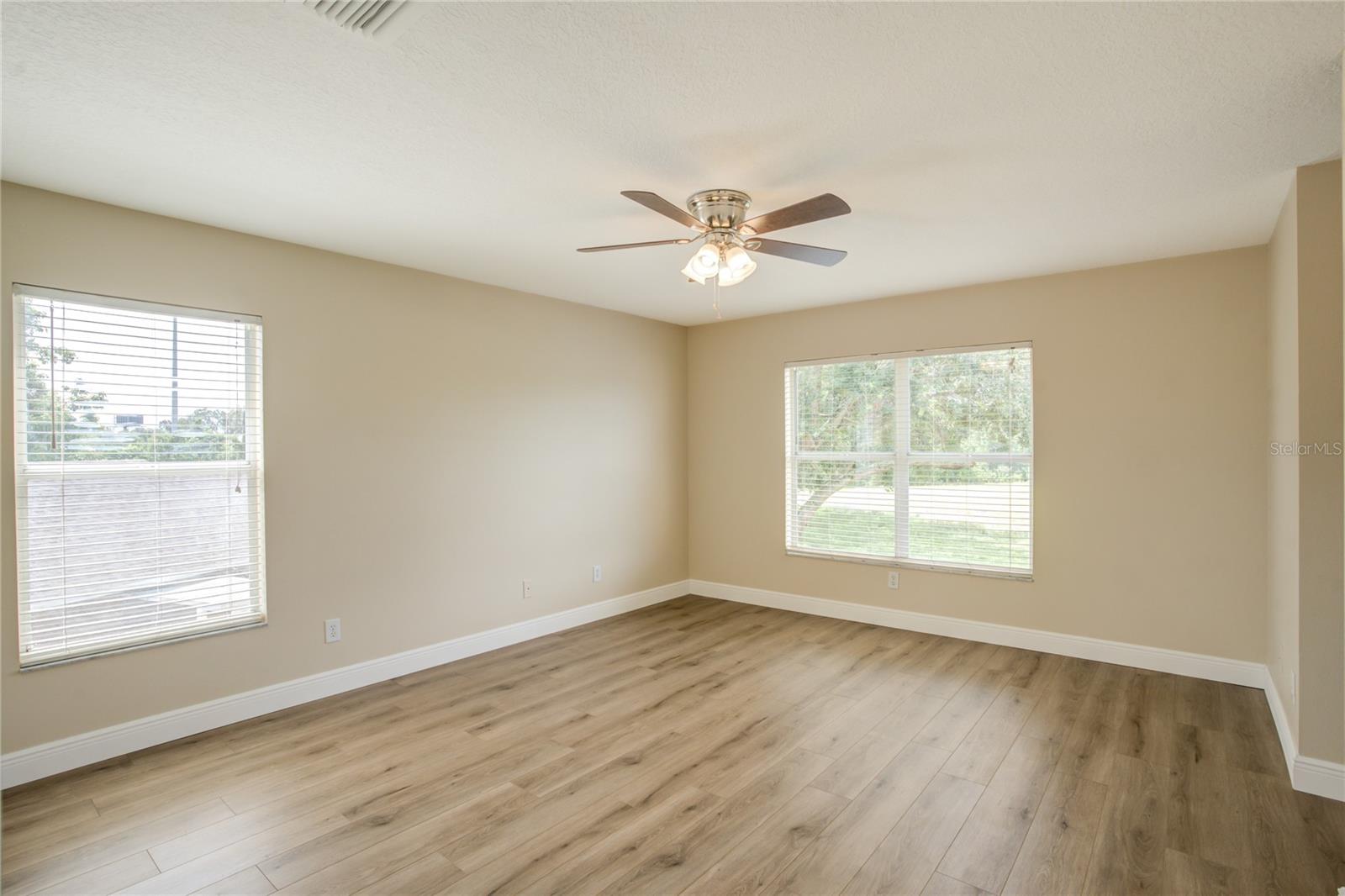 Image 24 of 45 For 6133 Lanshire Drive